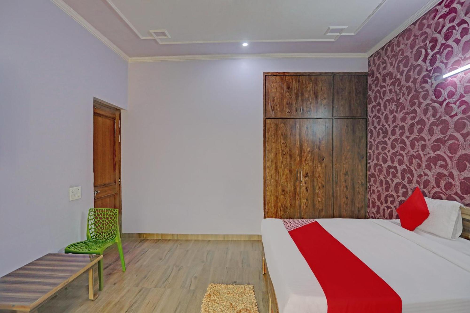 Hotel O Stay 130 Noida Eksteriør billede